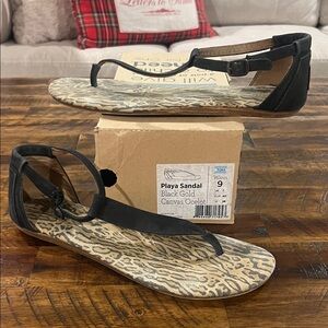 Toms Black and leopard Sandals